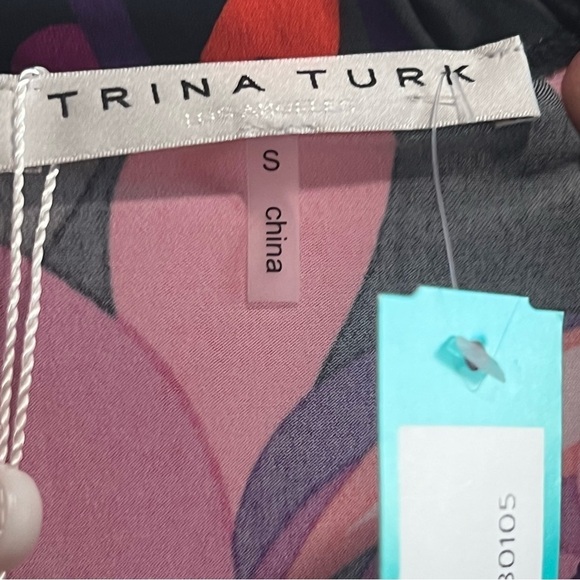 Trina by Trina Turk
Juju Halter Knit Dress
Dark Pink - S, New with Tags - Picture 6 of 9